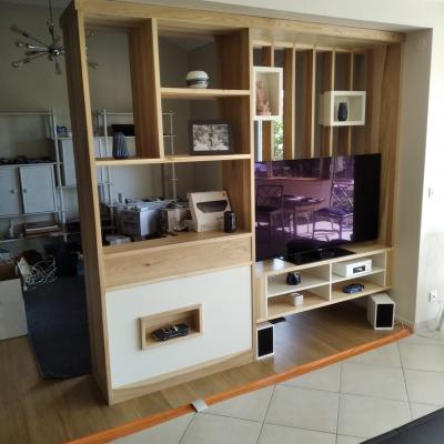 Meuble d'agencement réalisé sur mesure (séparation entre 2 pièces)
